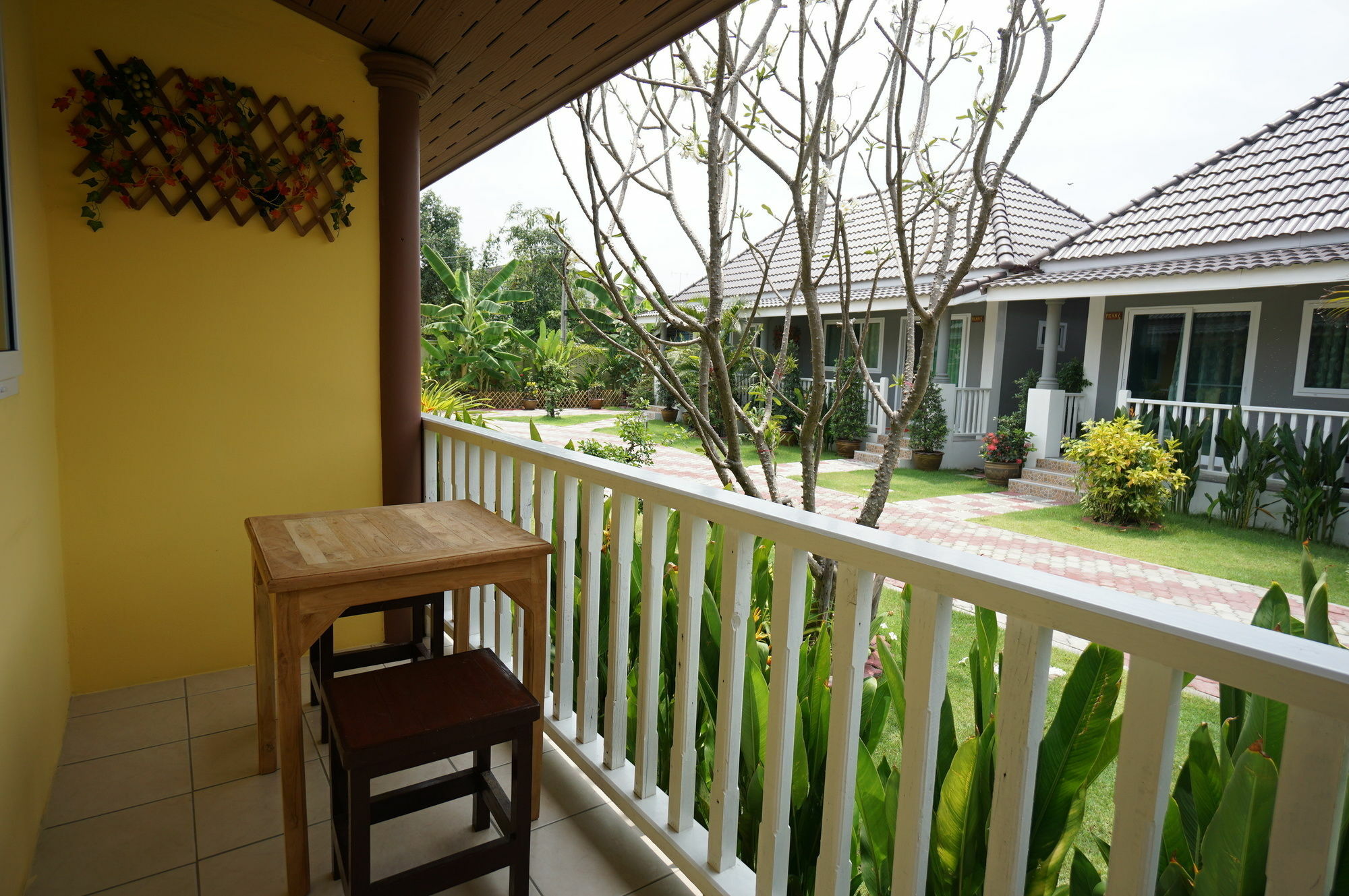 Hotel Baan Penny Phra Nakhon Si Ayutthaya Exterior foto